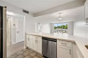 16740 NE 9th Ave, North Miami Beach, FL 33162 - Photo 4