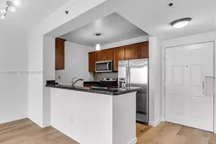 2665 SW 37th Ave, Miami, FL 33133 - Photo 2