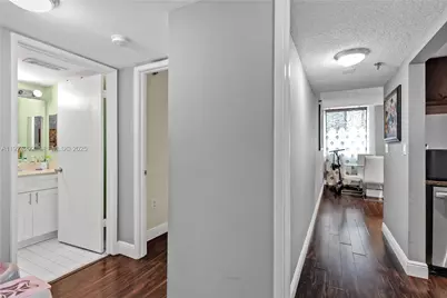 850 N Miami Ave #W-408, Miami, FL 33136 - Photo 18