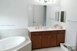 5215 Golden Eagle Ter, Davie, FL 33314 - Photo 14