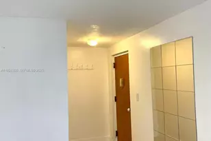 6424 Collins Ave, Miami Beach, FL 33141 - Photo 12