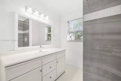 1627 Moffett St, Hollywood, FL 33020 - Photo 14