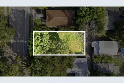 344 NW 41st St, Miami, FL 33127 - Photo 6