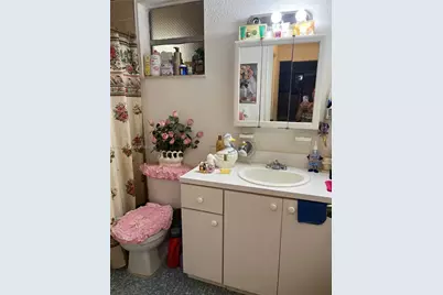 525 W 69th St #207, Hialeah, FL 33014 - Photo 12