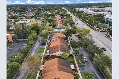 2682 N Nob Hill Rd, Sunrise, FL 33322 - Photo 28