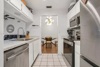 2682 N Nob Hill Rd, Sunrise, FL 33322 - Photo 10