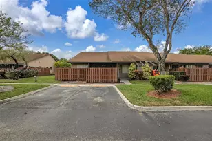 2682 N Nob Hill Rd, Sunrise, FL 33322 - Photo 2