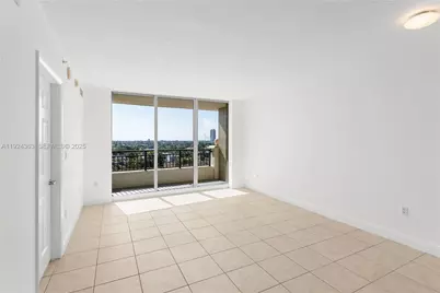 3232 SW 22nd St #905, Miami, FL 33145 - Photo 2