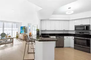 1800 Sunset Harbour Dr, Miami Beach, FL 33139 - Photo 20