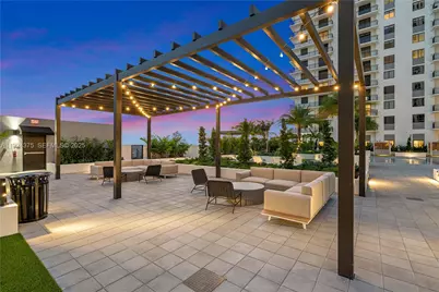 16395 Biscayne Blvd #1310, North Miami Beach, FL 33160 - Photo 12