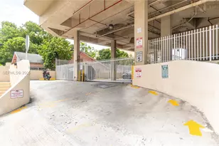 102 SW 6th Ave, Miami, FL 33130 - Photo 12