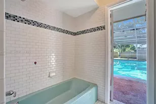 470 NW 46th Ave, Plantation, FL 33317 - Photo 44