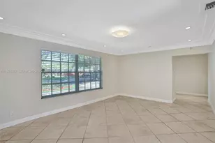 470 NW 46th Ave, Plantation, FL 33317 - Photo 10