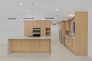 12940 SW 73rd Ave, Pinecrest, FL 33156 - Photo 18