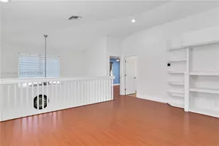 1262 Grant Ct, Hollywood, FL 33019 - Photo 12