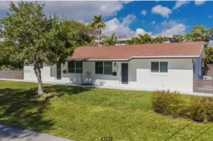 1421 NE 30th Ct, Oakland Park, FL 33334 - Photo 1