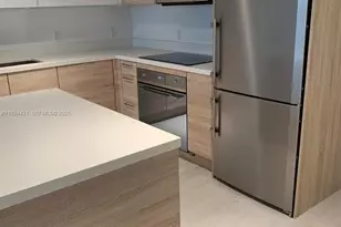 16385 Biscayne Blvd, North Miami Beach, FL 33160 - Photo 12