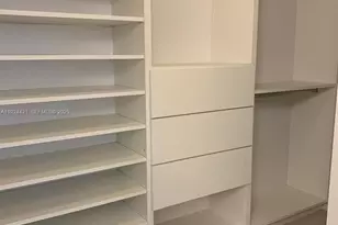 16385 Biscayne Blvd, North Miami Beach, FL 33160 - Photo 6