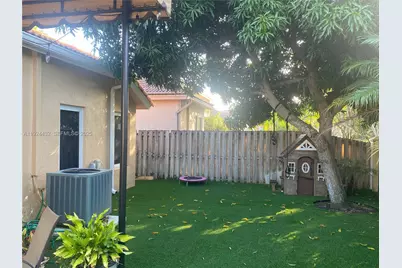 14046 S Cypress Cove Cir, Davie, FL 33325 - Photo 30