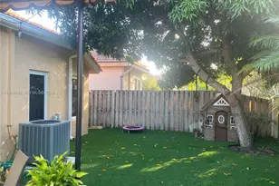 14046 S Cypress Cove Cir, Davie, FL 33325 - Photo 30