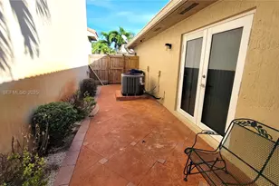 21472 SW 89th Ct, Cutler Bay, FL 33189 - Photo 18