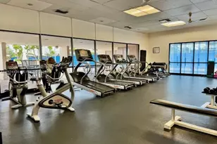 20335 W Country Club Dr, Aventura, FL 33180 - Photo 18