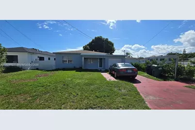 12140 SW 218th St, Miami, FL 33170 - Photo 1