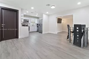 724 SW 4th Ct, Hallandale Beach, FL 33009 - Photo 20