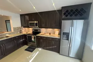 13001 SW 15th Ct, Pembroke Pines, FL 33027 - Photo 2