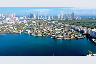 16570 NE 26th Ave #5G BOAT SLIP INCLUDED, North Miami Beach, FL 33160 - Photo 14