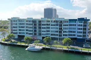 16570 NE 26th Ave, North Miami Beach, FL 33160 - Photo 8