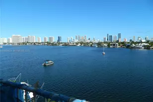 16570 NE 26th Ave, North Miami Beach, FL 33160 - Photo 30