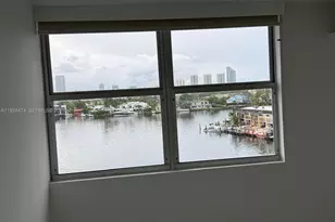 16570 NE 26th Ave, North Miami Beach, FL 33160 - Photo 34