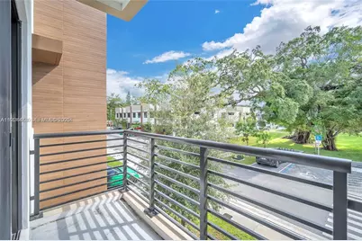 4181 N Oak Pl, Dania Beach, FL 33314 - Photo 28