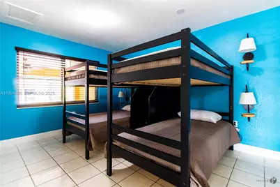 985 SW 10th St #3, Miami, FL 33130 - Photo 8