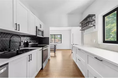 485 NW 132nd St, North Miami, FL 33168 - Photo 6