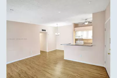 9974 N Belfort Cir #207, Tamarac, FL 33321 - Photo 6