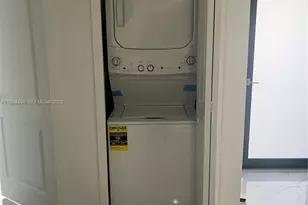 2730 NW 44th St, Miami, FL 33142 - Photo 8