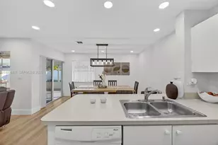 11352 SW 245th St, Homestead, FL 33032 - Photo 12