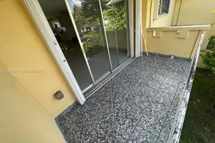 7368 SW 82nd St, Miami, FL 33143 - Photo 6