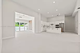 16160 SW 89th Pl, Palmetto Bay, FL 33157 - Photo 4