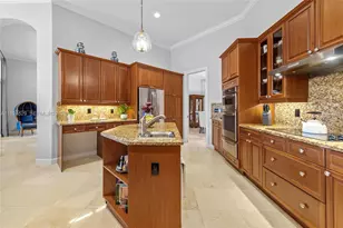 1470 Victoria Isle Dr, Weston, FL 33327 - Photo 18