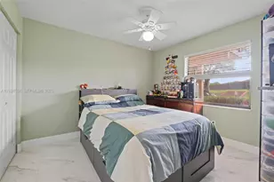821 NE 207th Ln, Miami, FL 33179 - Photo 12