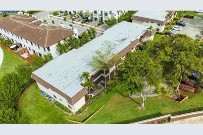 821 NE 207th Ln #102-1, Miami, FL 33179 - Photo 34