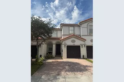 8148 NW 108th Ct, Doral, FL 33178 - Photo 2