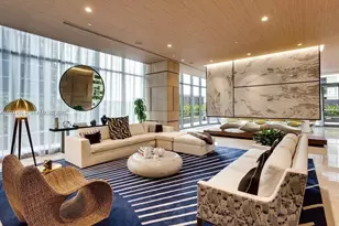 55 SW 9th St, Miami, FL 33130 - Photo 18