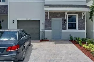 1790 SE 7th Ter, Homestead, FL 33034 - Photo 1