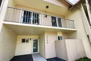 2246 Nova Village Dr, Davie, FL 33317 - Photo 2