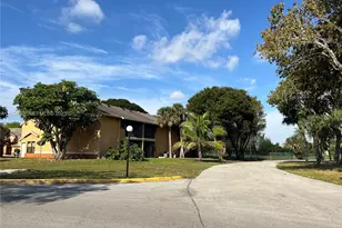 2501 NW 56th Ave, Lauderhill, FL 33313 - Photo 10