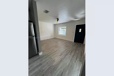 525 NW 91th #1, Miami, FL 33150 - Photo 10